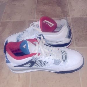 Jordan Retro 4 Multi Color Like New No box.....